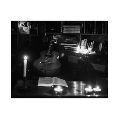 Nuit blanche, idées noires, chansons.